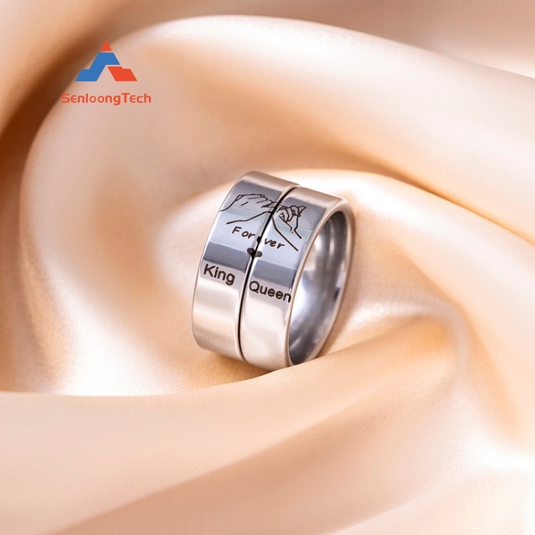 Minimalist etched couple ring